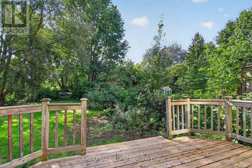 136 Glamorgan Drive — photo 39 of 40