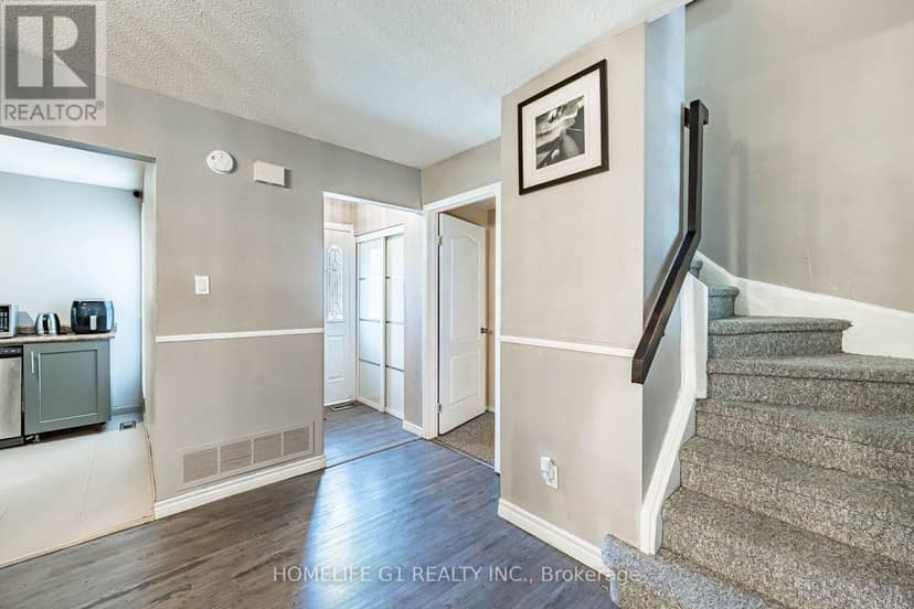 48 Thatcher Court — photo 14 of 33