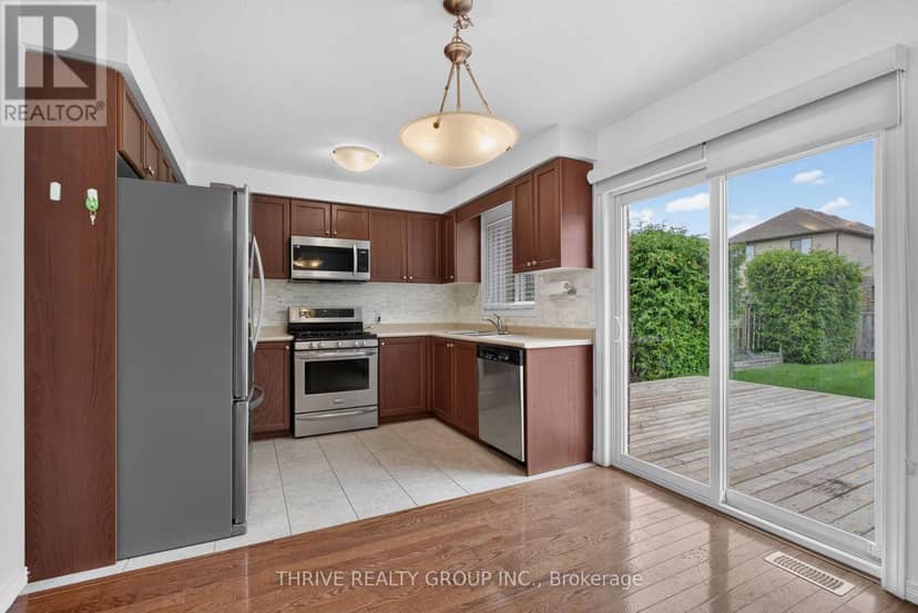 1184 Baird Street — photo 14 of 38