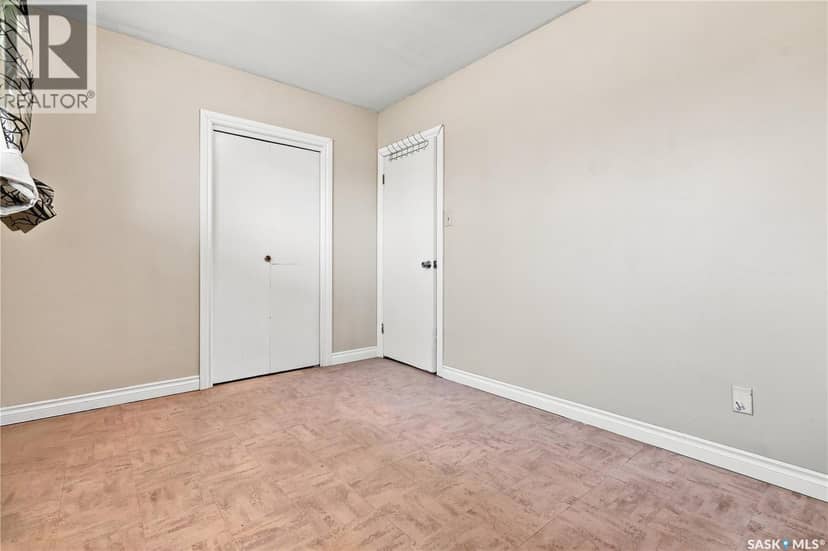 2301 Taylor STREET E — photo 19 of 32