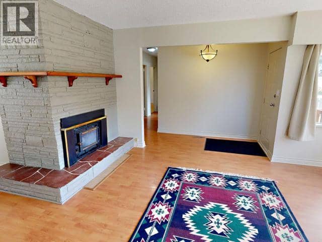 7139 BARNET STREET, Powell River, photo 3