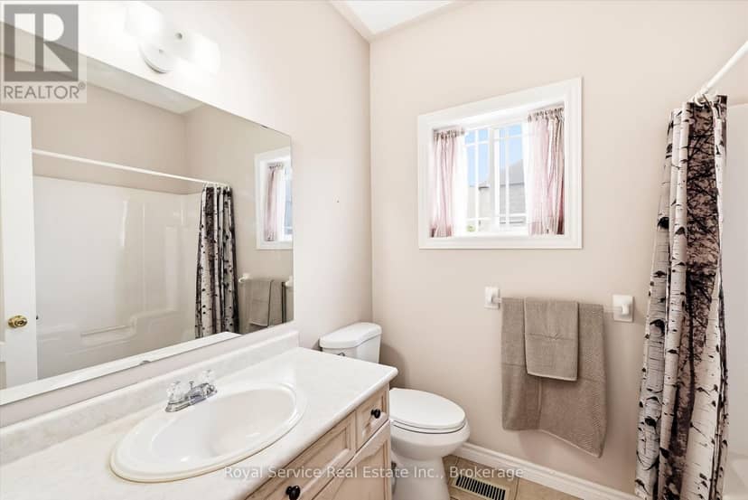 179 Fenning Drive — photo 16 of 40