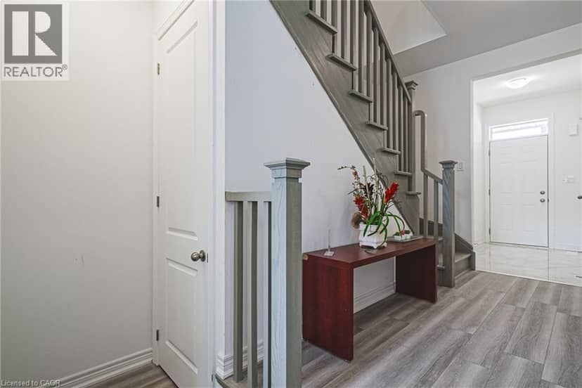 11 DAVINCI Boulevard — photo 17 of 29