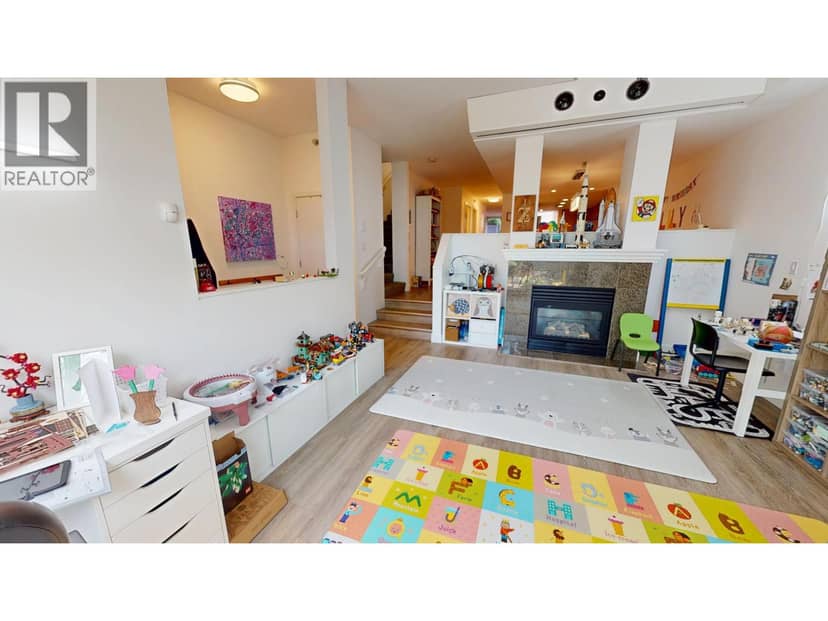 1040 QUEBEC STREET, Vancouver, photo 4