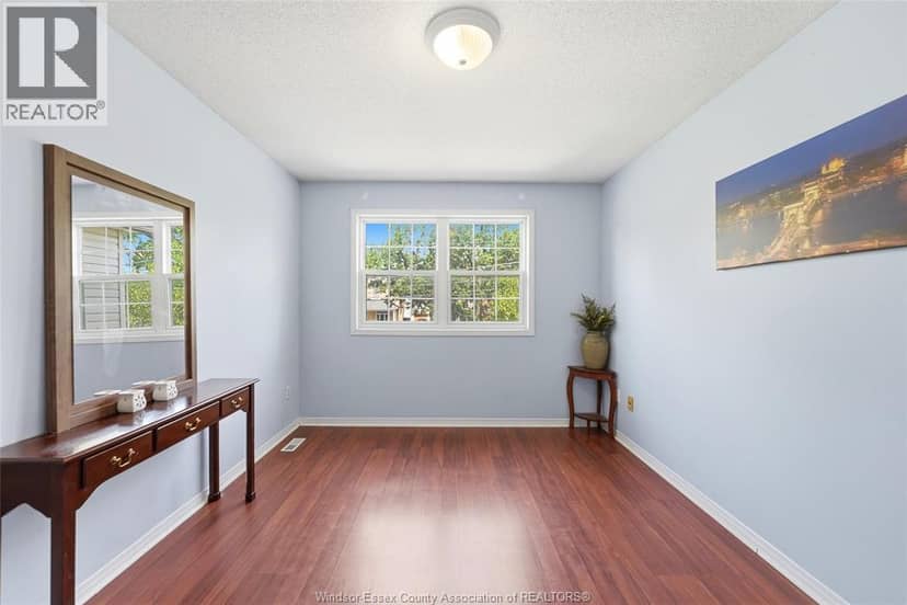 573 Pall Mall Street — photo 30 of 38