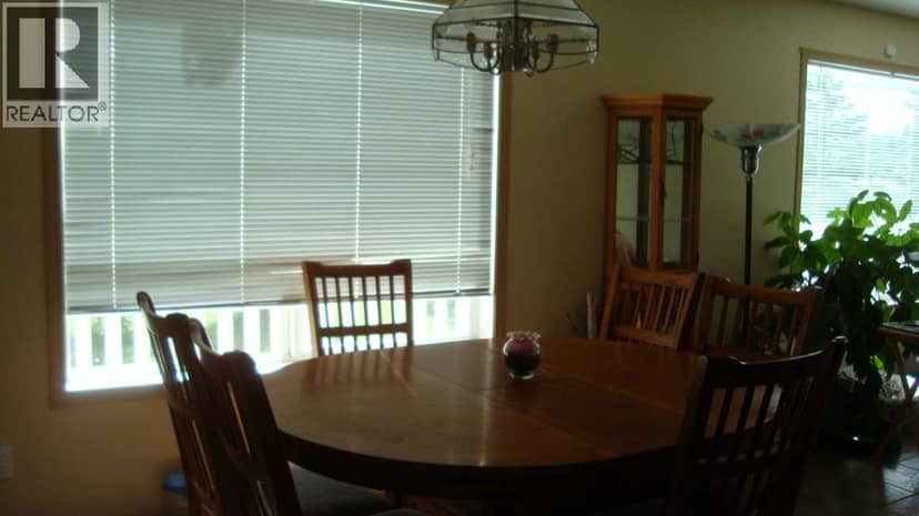 21 1 Street E, Parkland, photo 4
