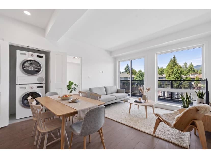 311 2233 156 STREET, Surrey