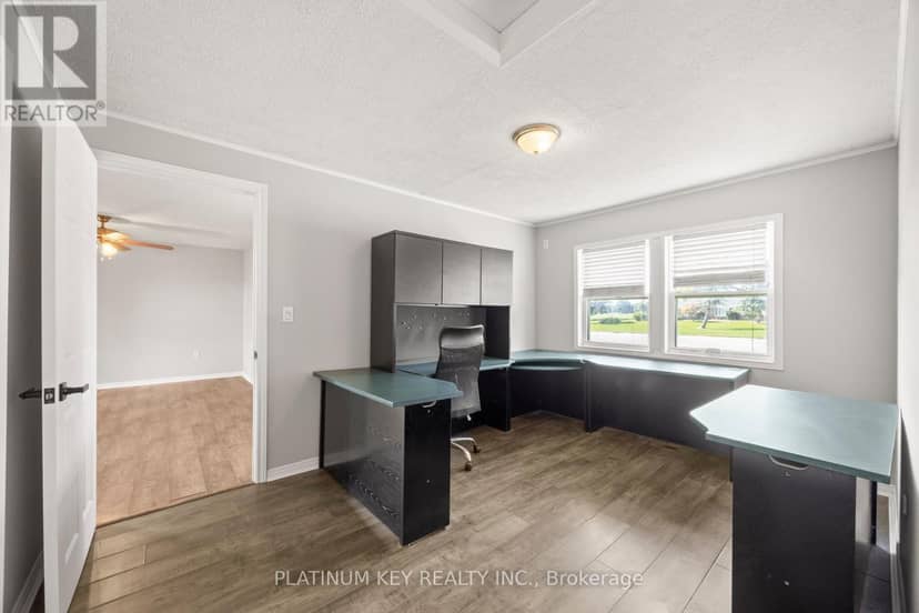 2731 Longwoods Road — photo 40 of 40