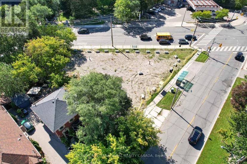 861 Avenue Road — photo 23 of 40