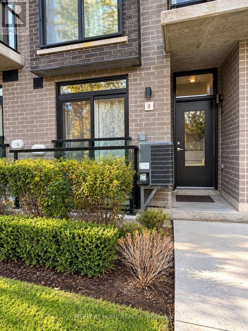 TH09 - 264 Finch Avenue E, Toronto, photo 2
