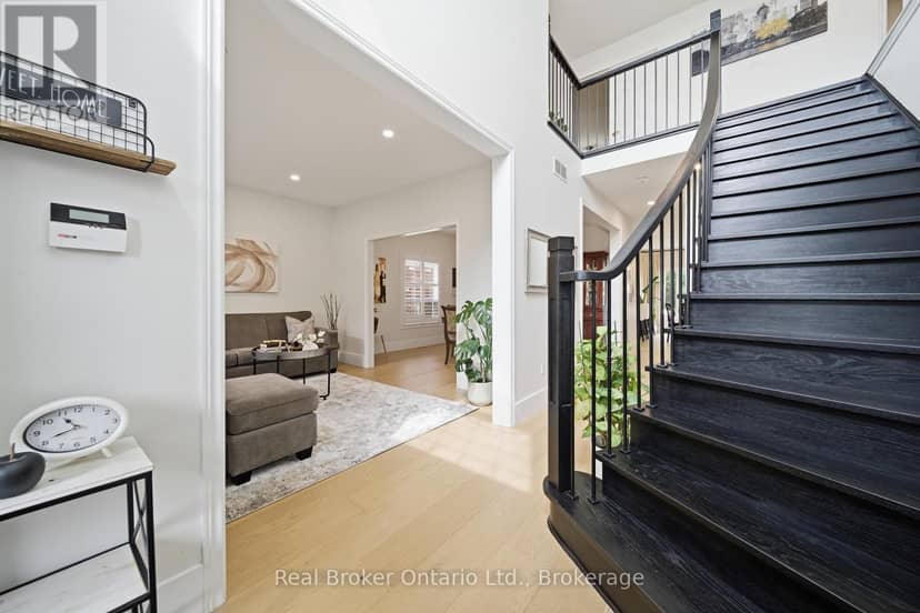 280 Farley Drive — photo 3 of 40