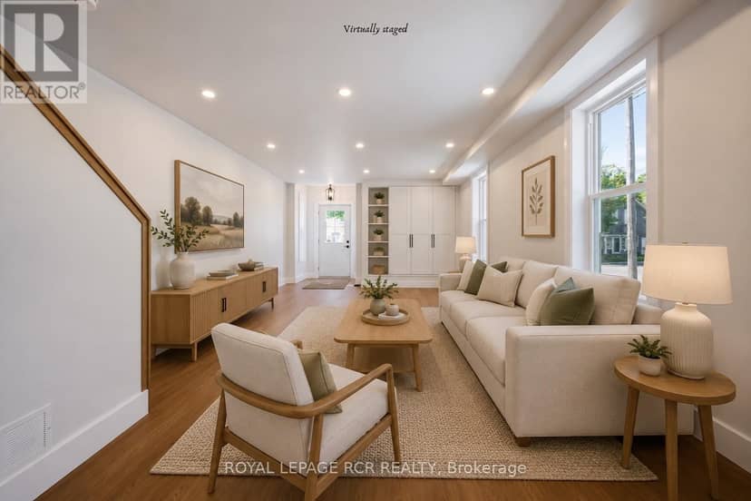 402 Main Street E — photo 8 of 32
