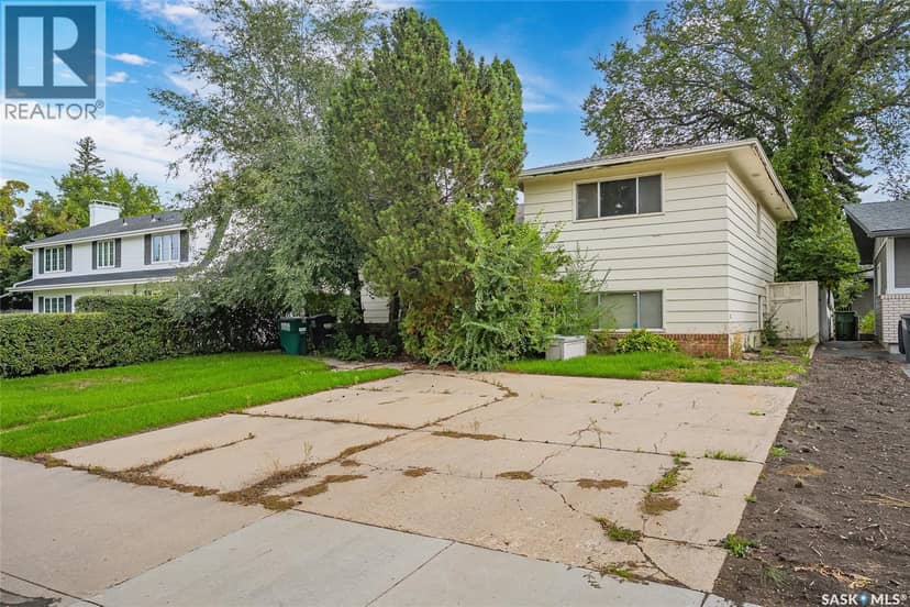 509 Lake CRESCENT — photo 7 of 10