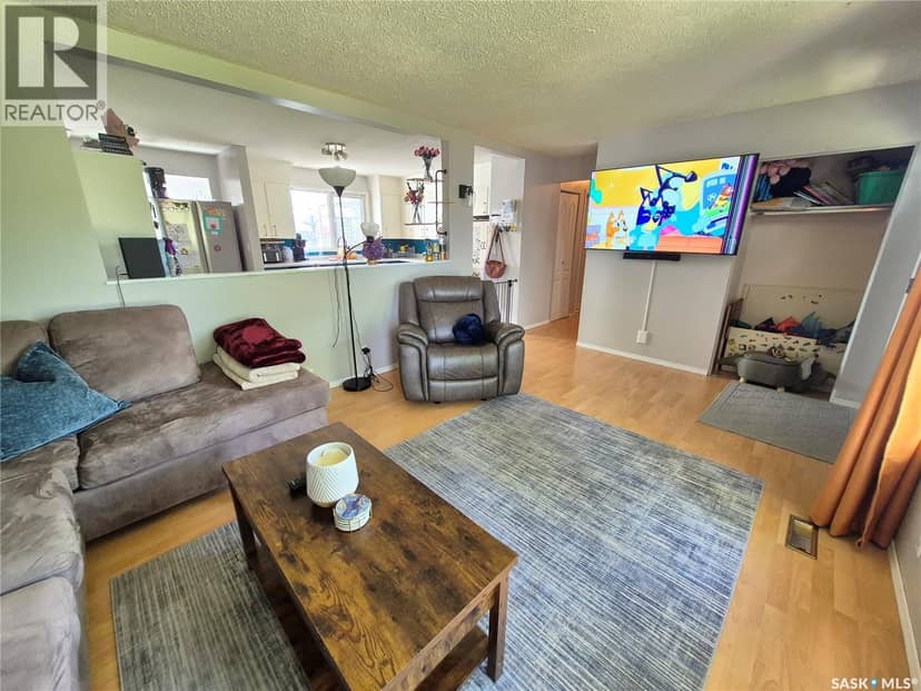 32 Metheral BAY, Weyburn, photo 5