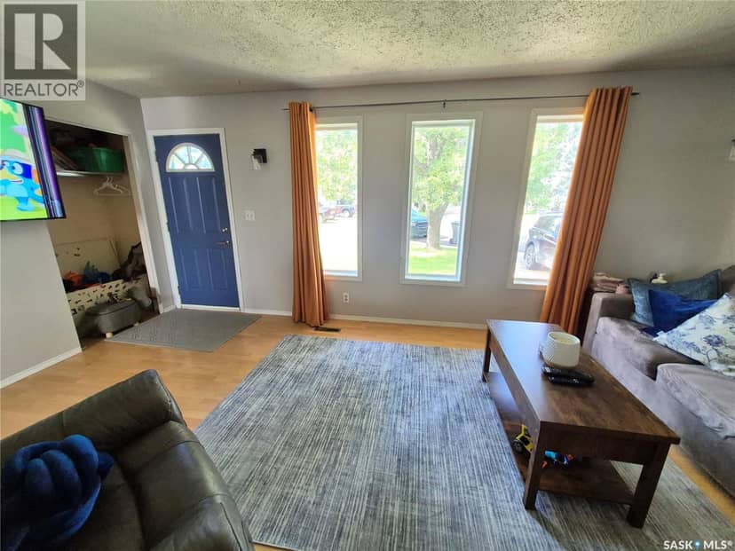 32 Metheral BAY, Weyburn, photo 7