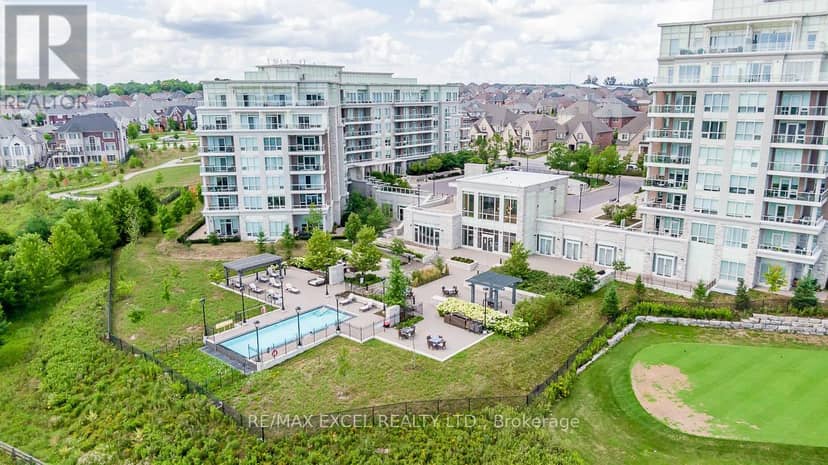 208 - 9 Stollery Pond Crescent, Markham