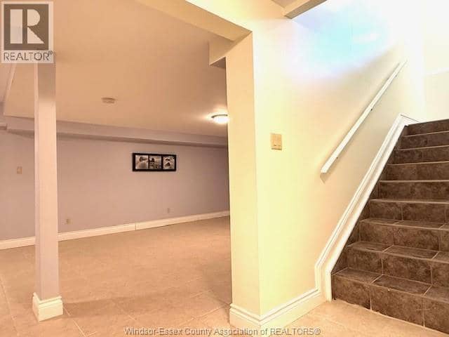 425 Country Club Drive — photo 32 of 40