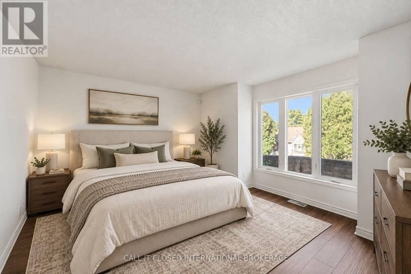 25 - 1500 Richmond Street — photo 16 of 39
