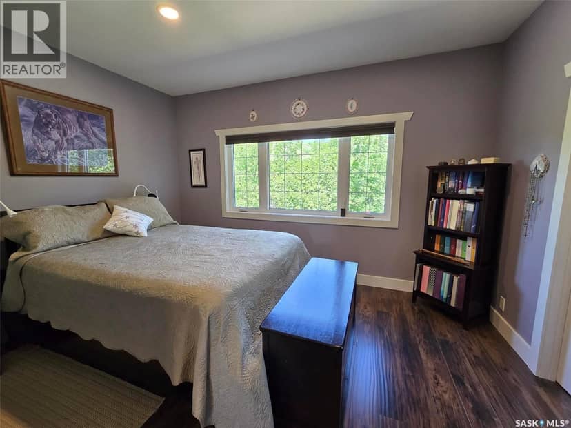 207 Criddle AVENUE — photo 35 of 40