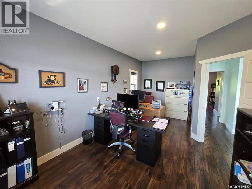 207 Criddle AVENUE — photo 40 of 40