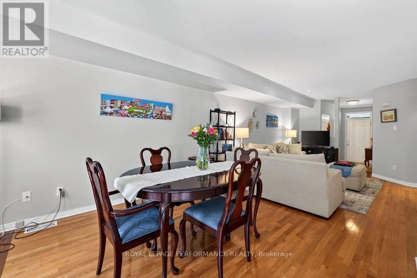 34 Steel Street — photo 16 of 40
