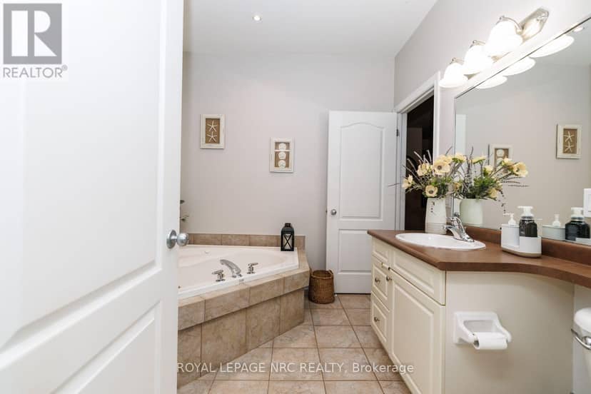9 - 8142 Costabile Drive — photo 18 of 33