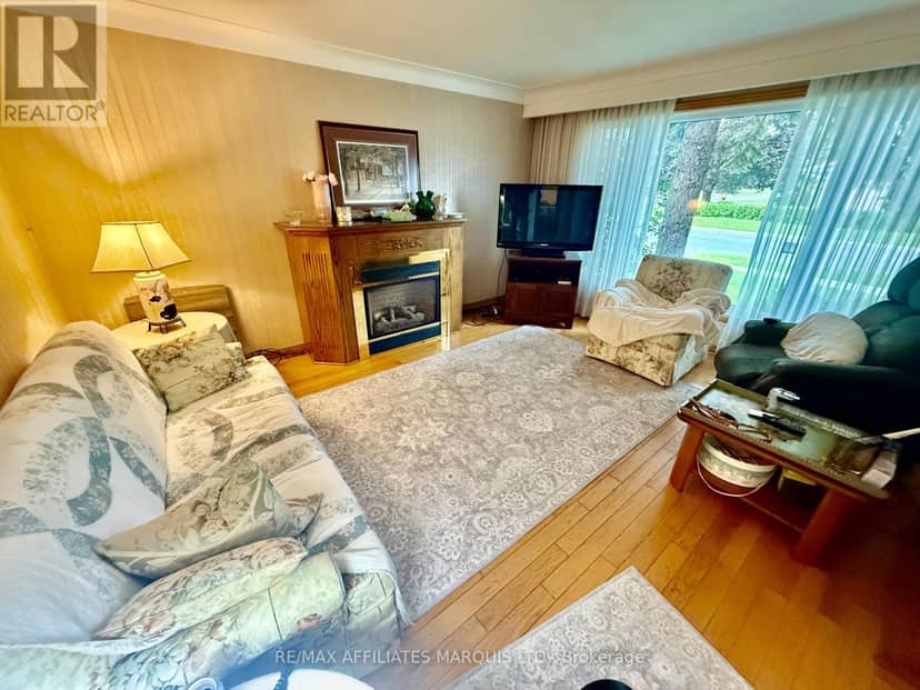 403 Anderson Drive — photo 6 of 22