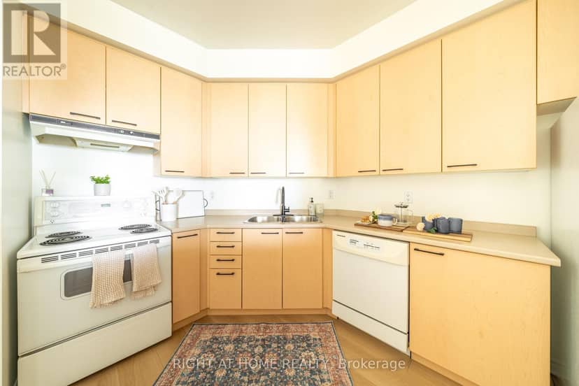 1707 - 1 Belvedere Court — photo 9 of 40