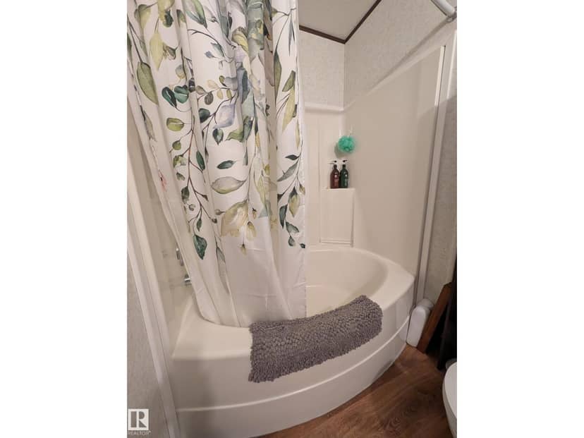25B 4515 50 Avenue — photo 19 of 31