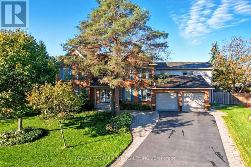 77 Flanders Drive, Hamilton