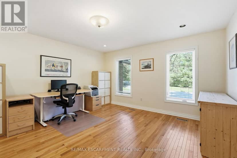 77 Flanders Drive — photo 14 of 40