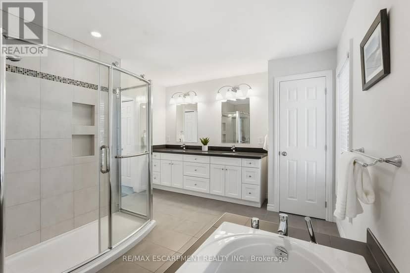 77 Flanders Drive — photo 19 of 40