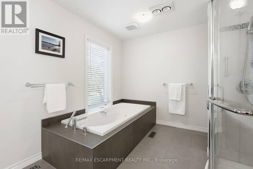 77 Flanders Drive — photo 20 of 40