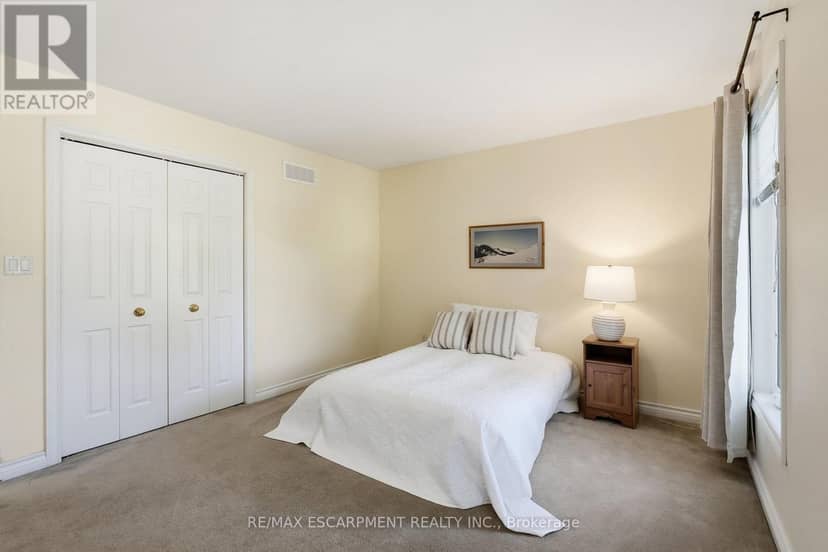 77 Flanders Drive — photo 25 of 40