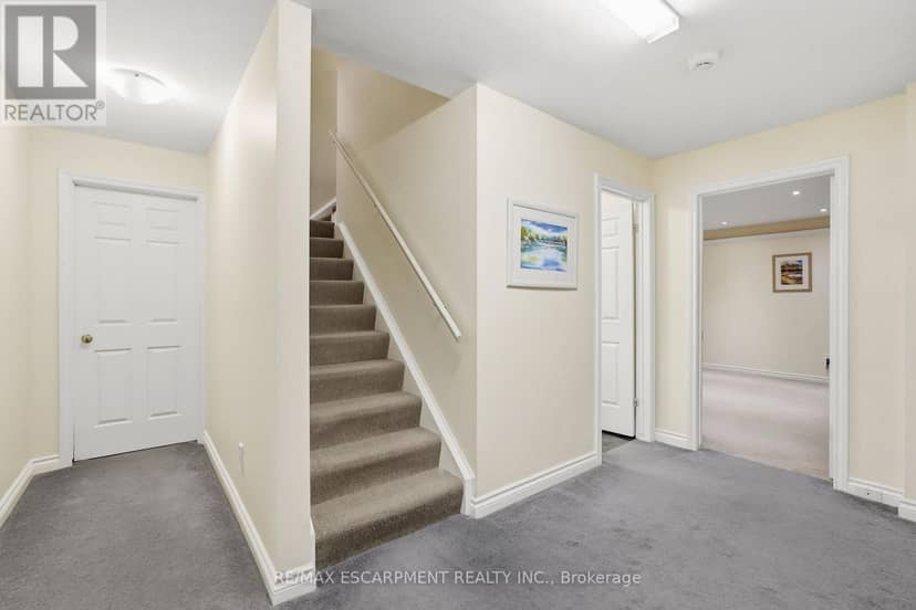 77 Flanders Drive — photo 28 of 40