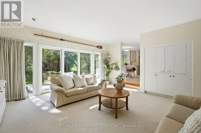 77 Flanders Drive — photo 9 of 40