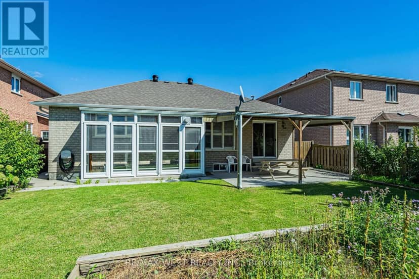 382 Melville Avenue — photo 19 of 19