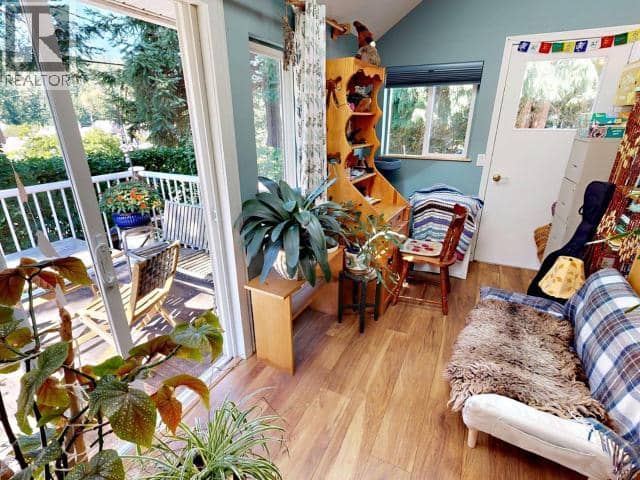 5836 MOWAT AVE, Powell River, photo 8
