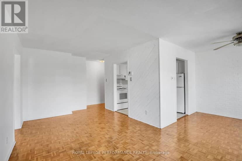 208C - 2044 Arrowsmith Drive, Ottawa, photo 3