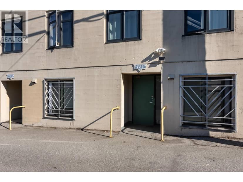 L2 2556 E HASTINGS STREET, Vancouver, photo 4