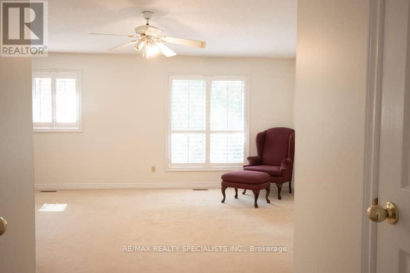 358 Erin Street — photo 20 of 35