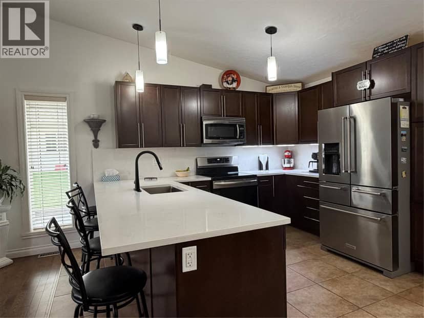 1841 87 Avenue, Dawson Creek, photo 5