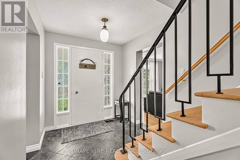 1323 Fernwood Drive, Ottawa, photo 7