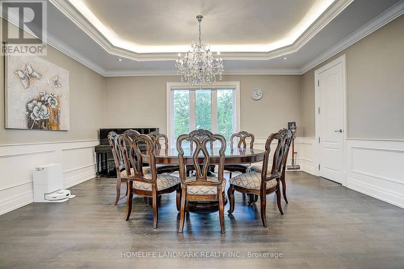 153 Lawrence Avenue, Richmond Hill, photo 5