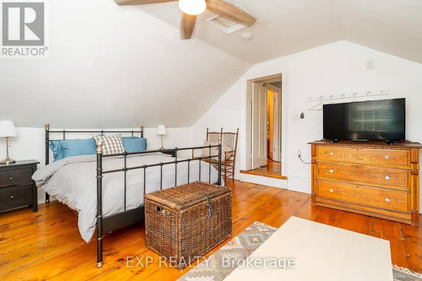 45 King Street — photo 15 of 40
