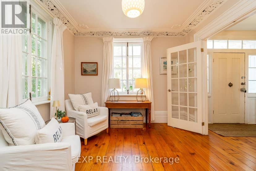 45 King Street — photo 9 of 40