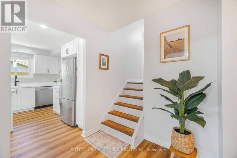 7056 Harriman Street, Niagara Falls, photo 5