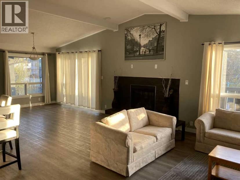 2457 22A Street NW, Calgary, photo 4