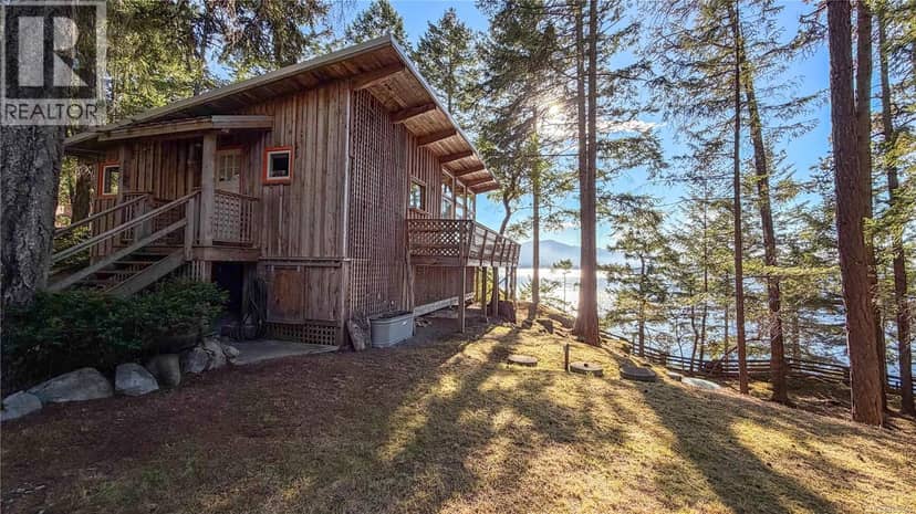 811 Canso Rd — photo 1 of 40
