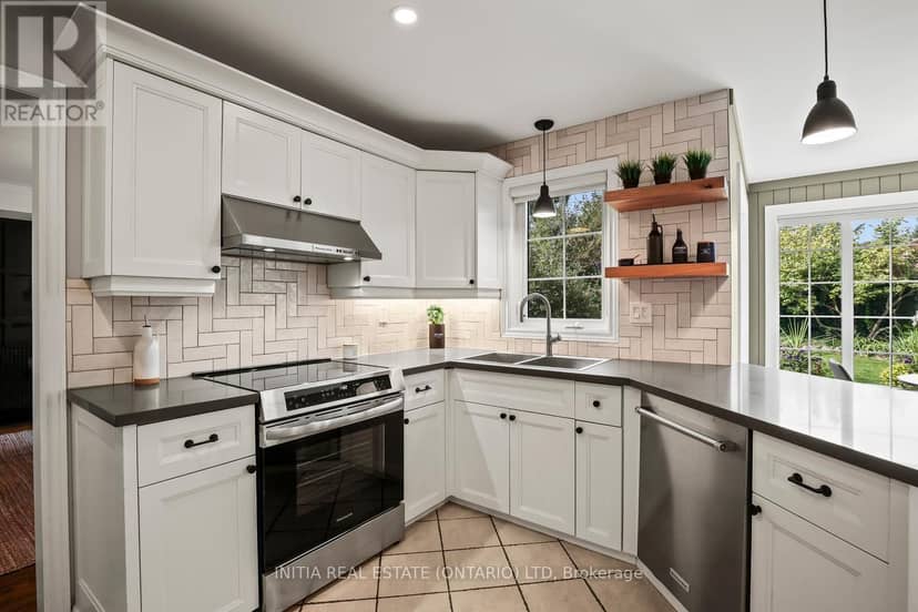 82 Masonville Crescent — photo 12 of 40